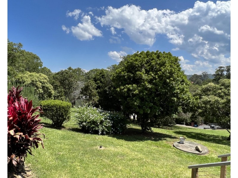 121 Newmans  Road, Woolgoolga NSW 2456