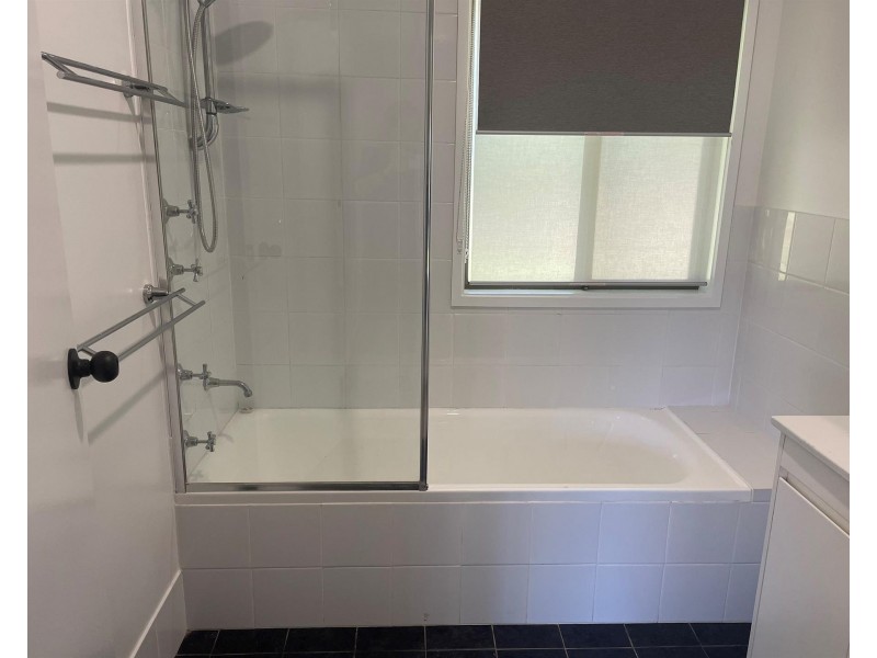 17 Park  Avenue, Woolgoolga NSW 2456