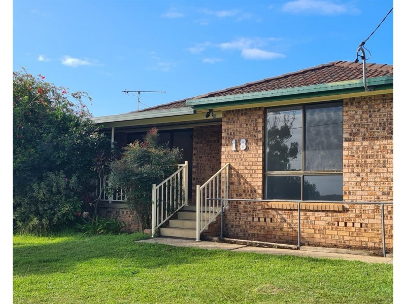 18 Sunset  Avenue, Woolgoolga NSW 2456