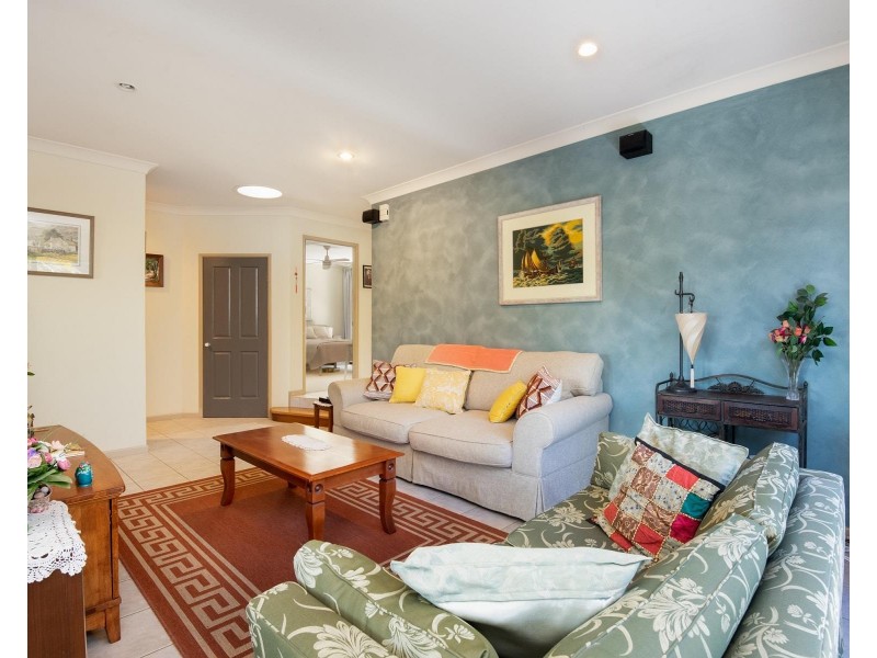 4 Crystal Drive, Sapphire Beach NSW 2450