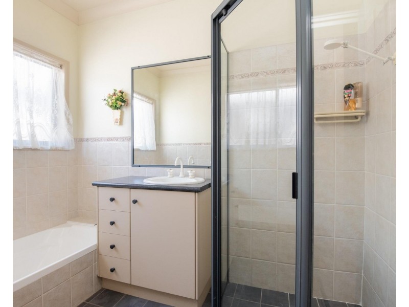 4 Crystal Drive, Sapphire Beach NSW 2450