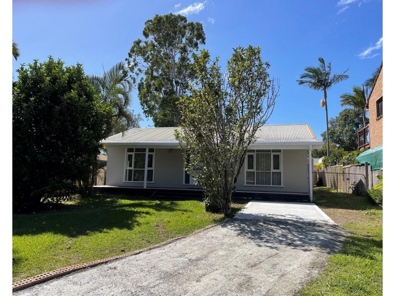 25 Lights Street, Emerald Beach NSW 2456