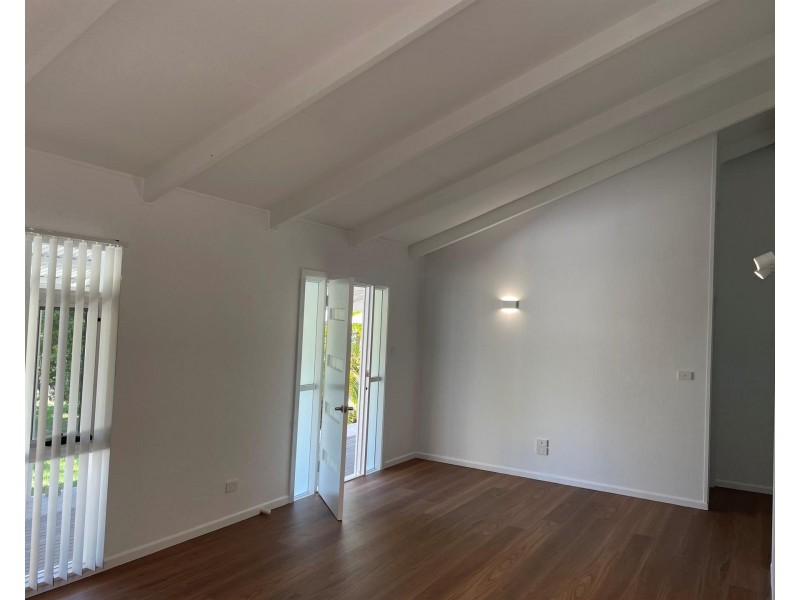 25 Lights Street, Emerald Beach NSW 2456