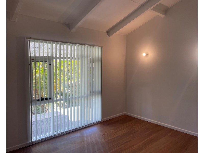 25 Lights Street, Emerald Beach NSW 2456