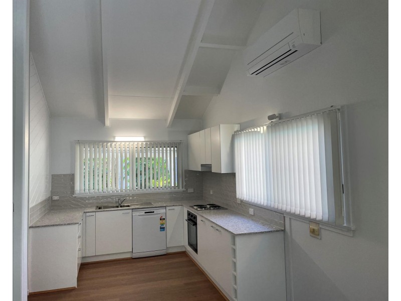 25 Lights Street, Emerald Beach NSW 2456