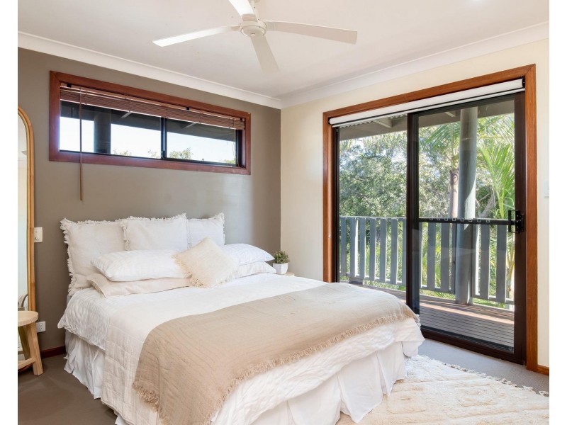 10 Ironbark Avenue, Sandy Beach NSW 2456