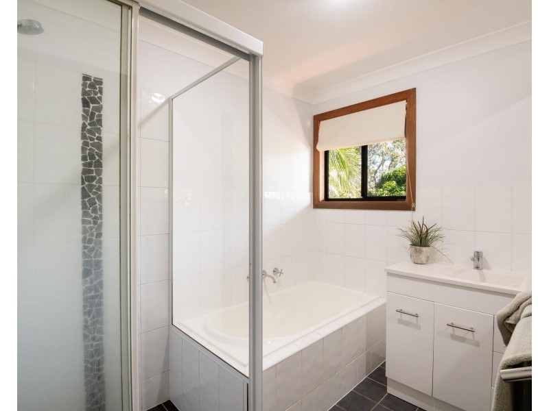10 Ironbark Avenue, Sandy Beach NSW 2456