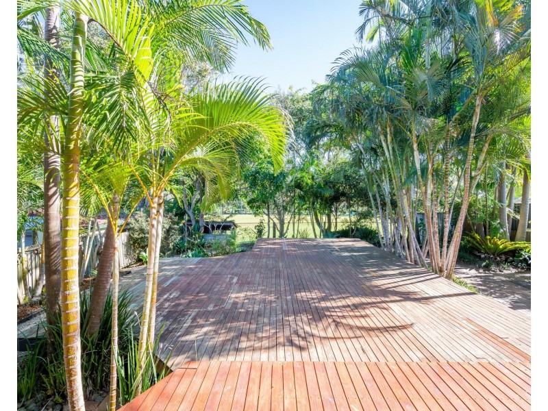 10 Ironbark Avenue, Sandy Beach NSW 2456