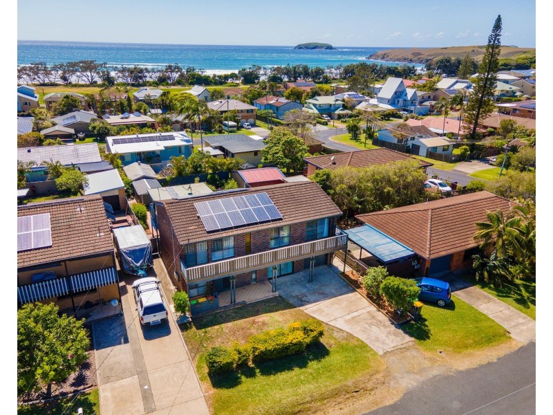 41 Ironbark Avenue, Sandy Beach NSW 2456