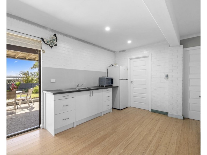 41 Ironbark Avenue, Sandy Beach NSW 2456