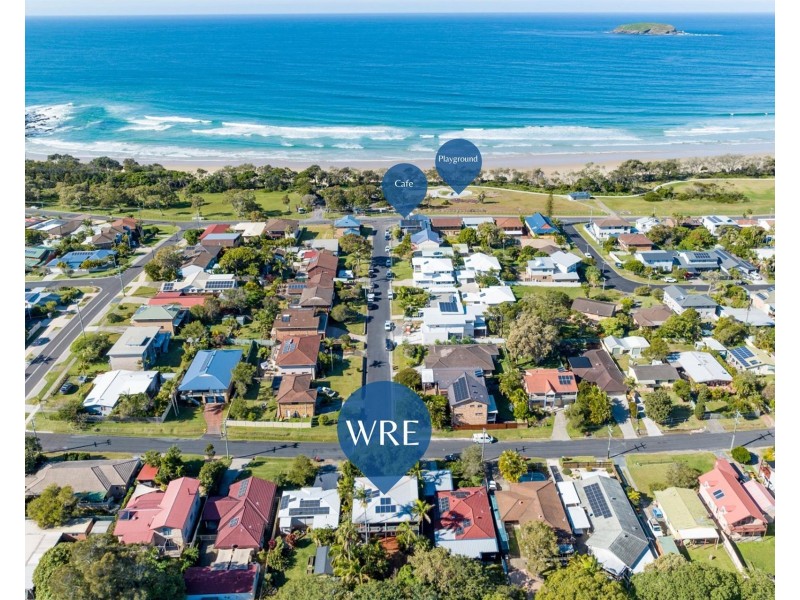 10 Ironbark Avenue, Sandy Beach NSW 2456