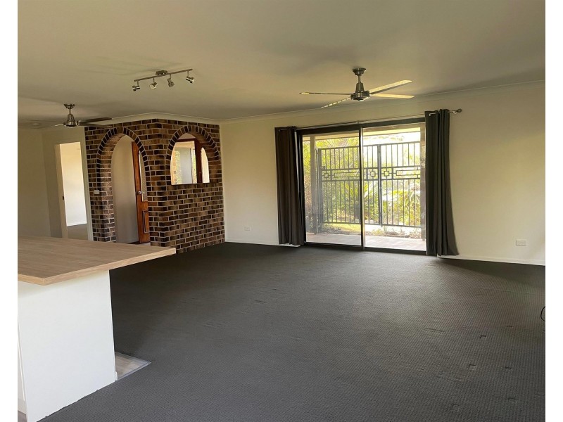 33 Newmans Road, Woolgoolga NSW 2456