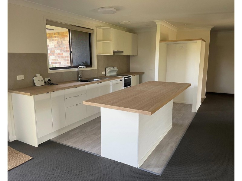 33 Newmans Road, Woolgoolga NSW 2456