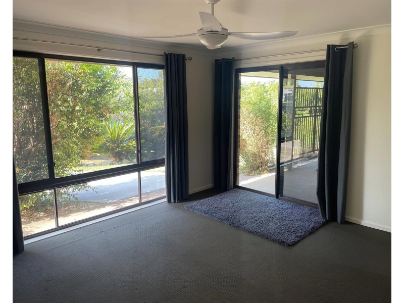 33 Newmans Road, Woolgoolga NSW 2456