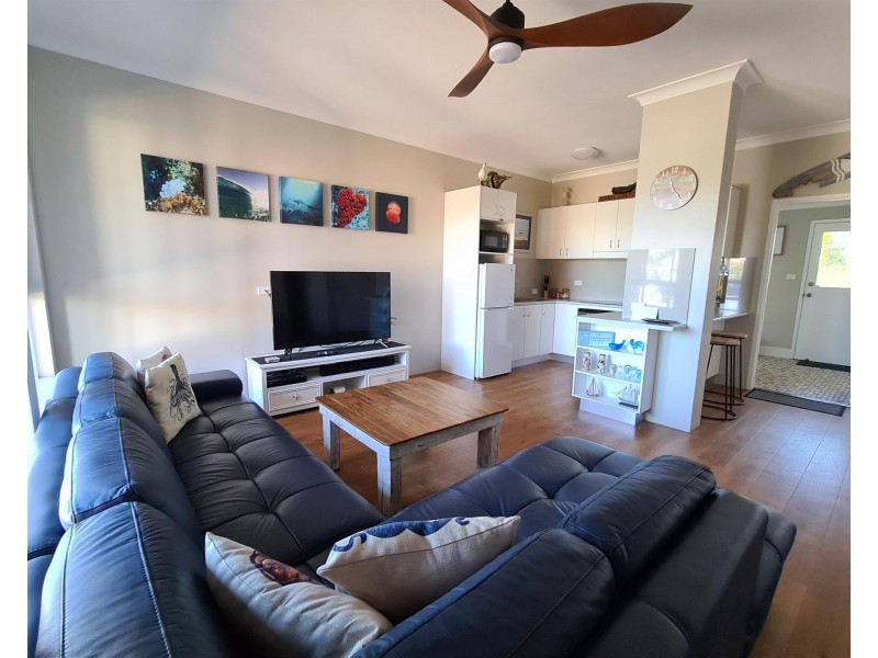 2/45 Beach Street, Woolgoolga NSW 2456