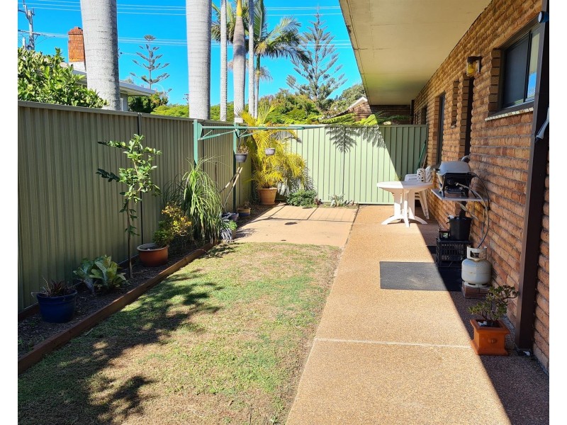 2/45 Beach Street, Woolgoolga NSW 2456