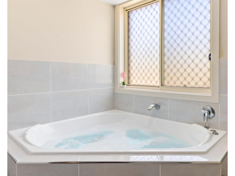 13 Vista Close, Woolgoolga NSW 2456