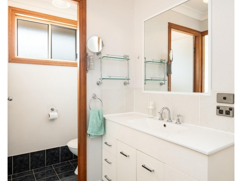 4 Ryan  Crescent, Woolgoolga NSW 2456