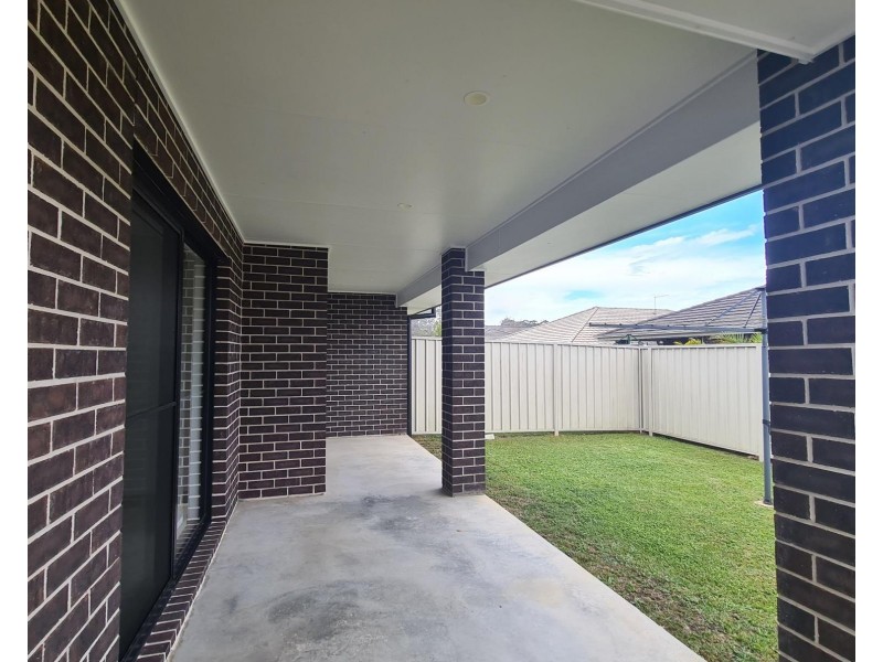 4a Somervale Road, Sandy Beach NSW 2456