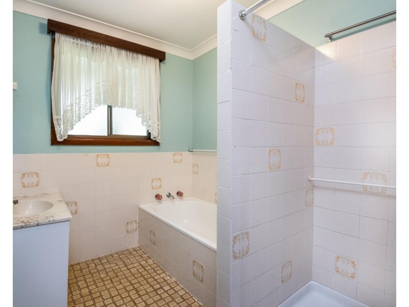 10 Sare Street, Woolgoolga NSW 2456