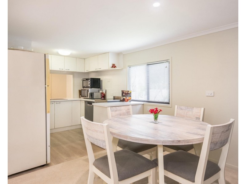 2 Kingfisher Crescent, Arrawarra NSW 2456