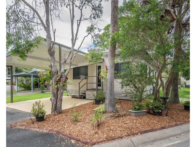 2 Kingfisher Crescent, Arrawarra NSW 2456
