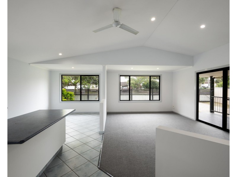 102 Diamond Head Drive, Sandy Beach NSW 2456