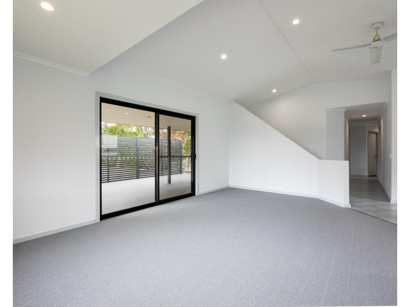 102 Diamond Head Drive, Sandy Beach NSW 2456
