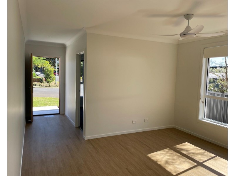 5 Ted Ovens Drive, Coffs Harbour NSW 2450