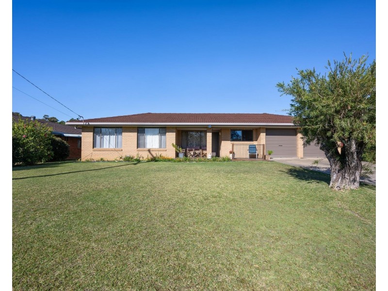 24 Sunset Avenue, Woolgoolga NSW 2456