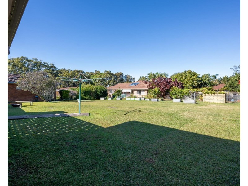 24 Sunset Avenue, Woolgoolga NSW 2456