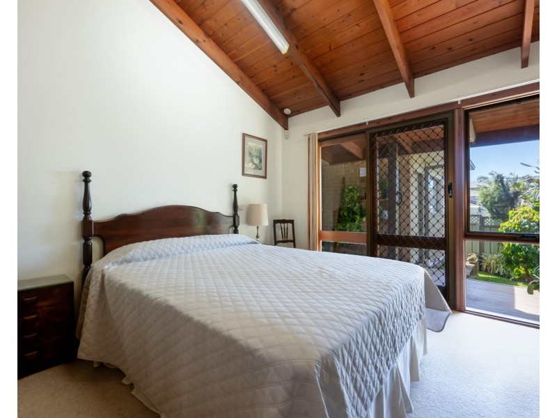39 Nightingale Street, Woolgoolga NSW 2456