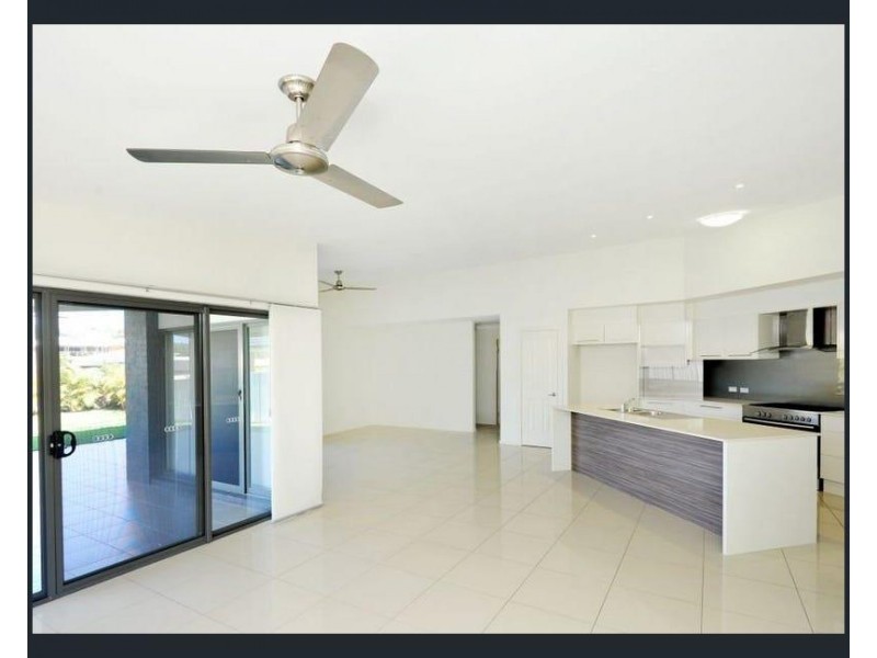 62 Admiralty Drive, Safety Beach NSW 2456