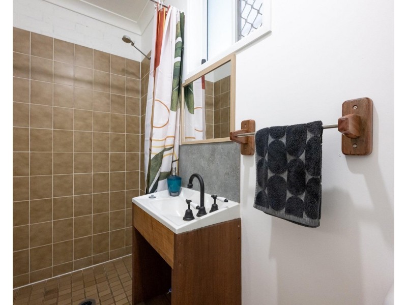 8 Sare Street, Woolgoolga NSW 2456