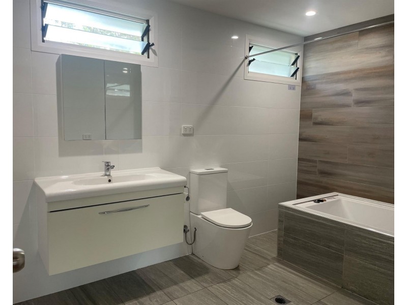 2/4 Oak Close, Sandy Beach NSW 2456