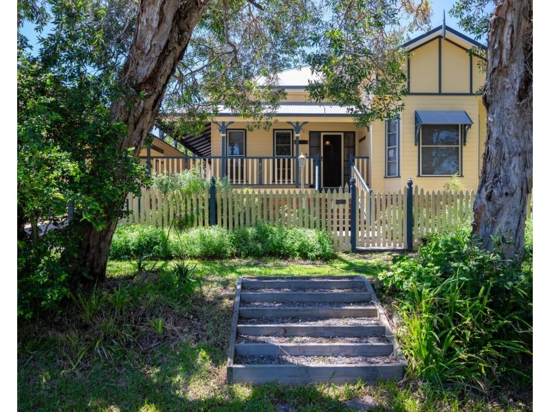 3 Bluff Road, Emerald Beach NSW 2456