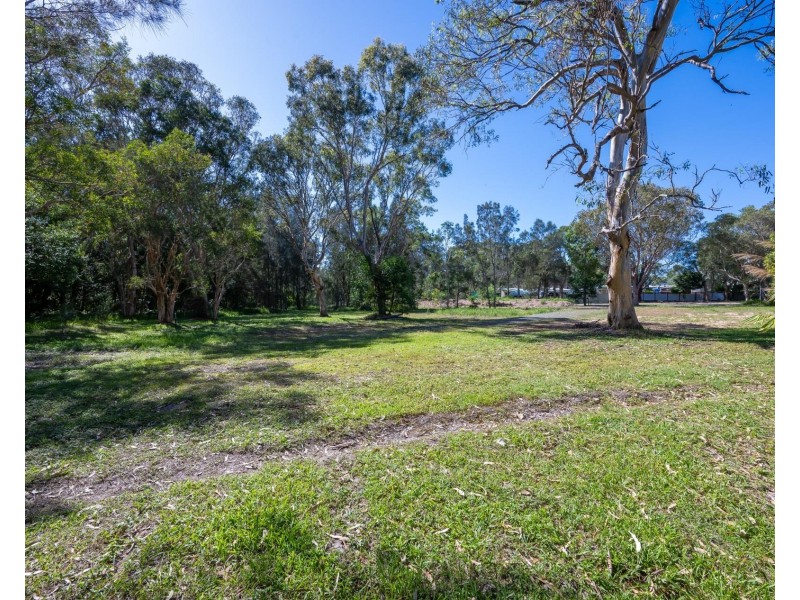 13 Hearnes Lake Road, Woolgoolga NSW 2456