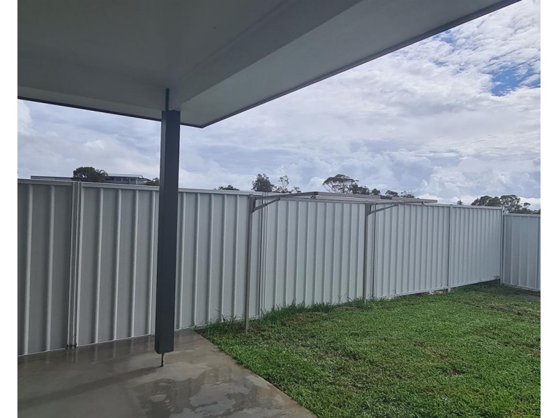 5a Portsea Crescent, Woolgoolga NSW 2456