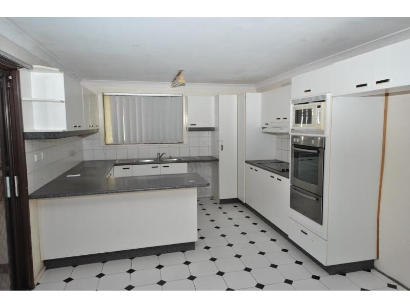 2 Carey St, Bass Hill NSW 2197