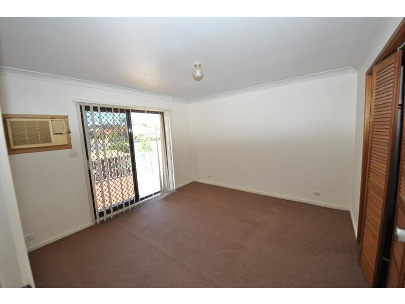 2 Carey St, Bass Hill NSW 2197