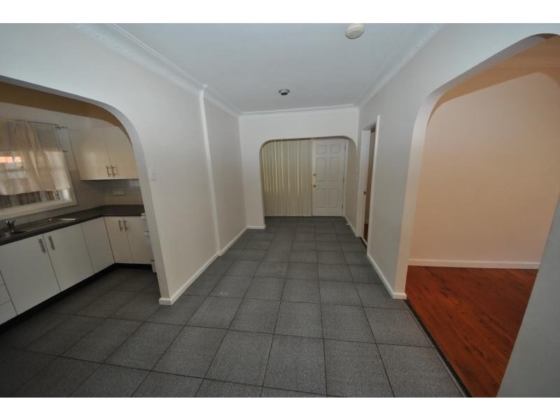 56 Robertson Rd, Bass Hill NSW 2197