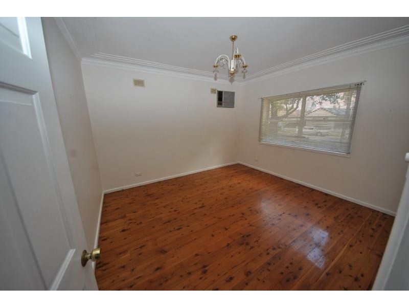 56 Robertson Rd, Bass Hill NSW 2197