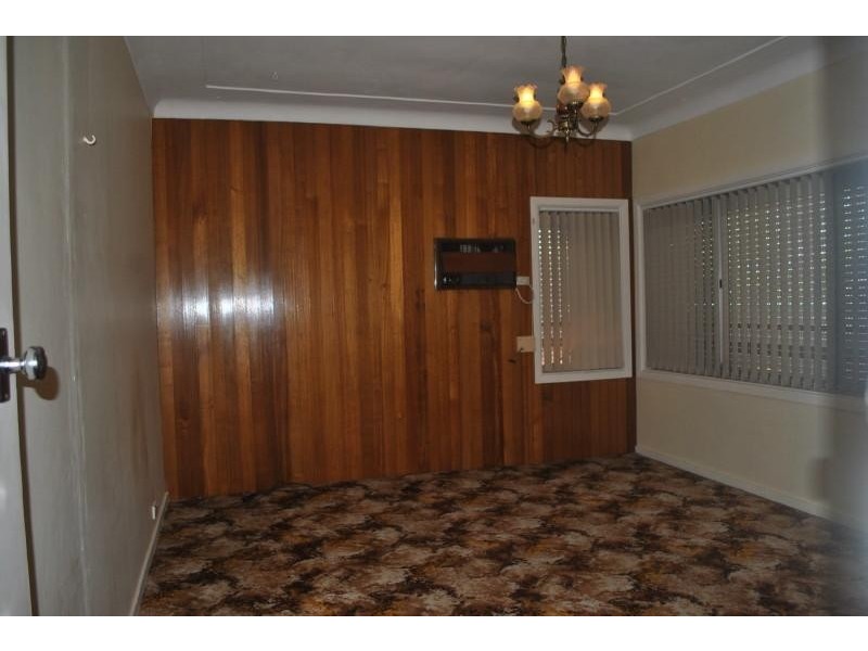 7 Kenward Ave, Chester Hill NSW 2162