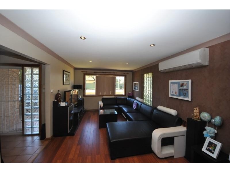 2/42 Rose Street, Sefton NSW 2162