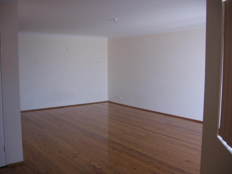 1/190 Waldron Rd, Chester Hill NSW 2162