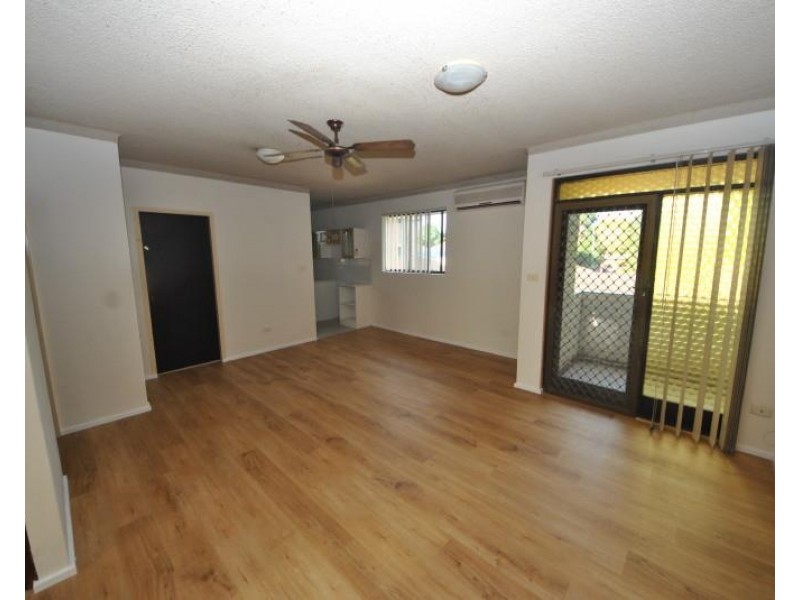 8/5 Edwin Street, Regents Park NSW 2143