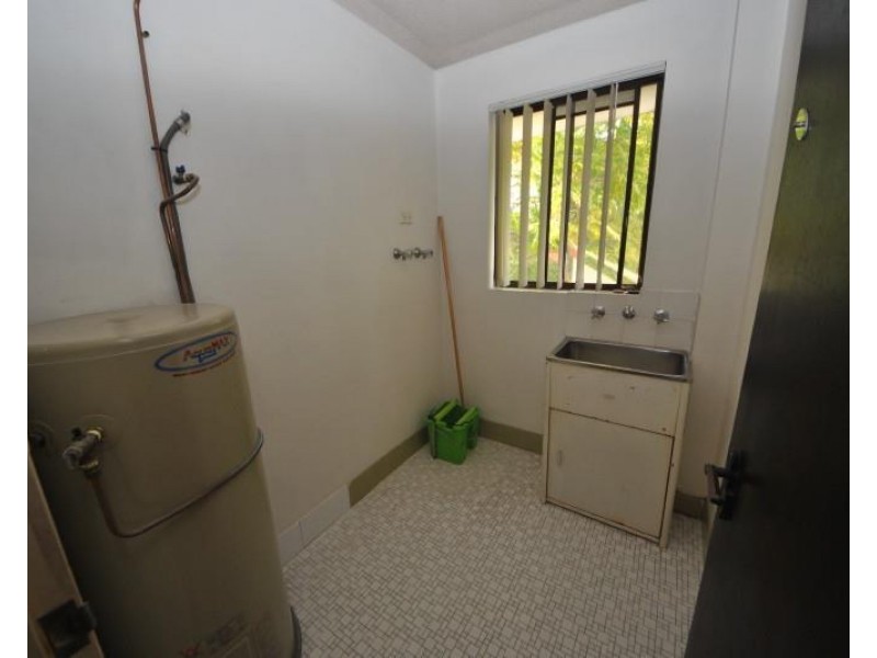 8/5 Edwin Street, Regents Park NSW 2143