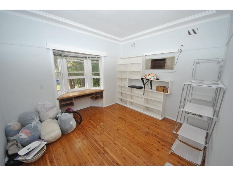 8 Birrong Avenue, Birrong NSW 2143