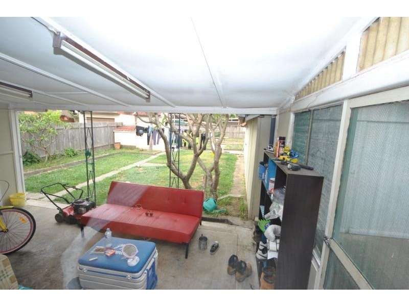 8 Birrong Avenue, Birrong NSW 2143