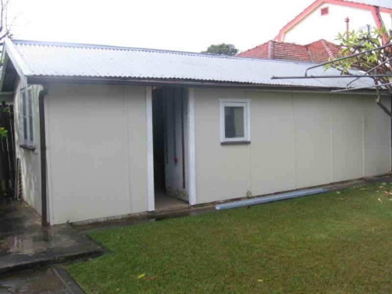 8 Birrong Avenue, Birrong NSW 2143